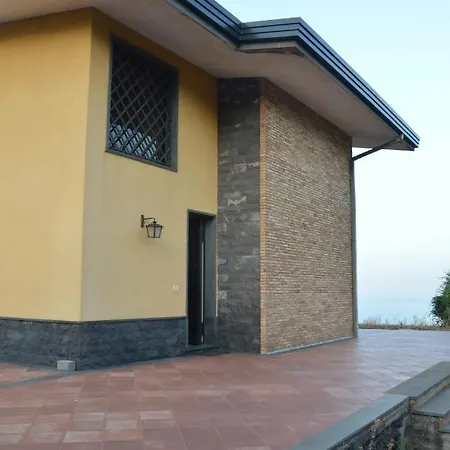 Elena Semesterbostad Mascali